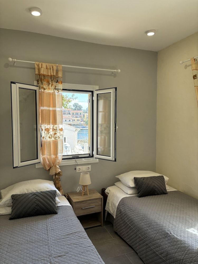 Antigone Apartments 2