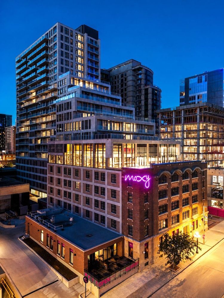 Moxy Ottawa Downtown 1