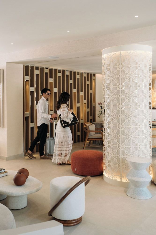 Santorini Heart Hotel & Spa 2