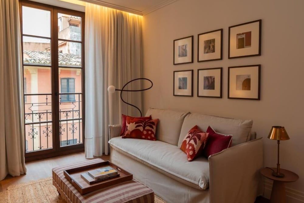 Casa Roca - Palma Old Town Wine Hotel 1