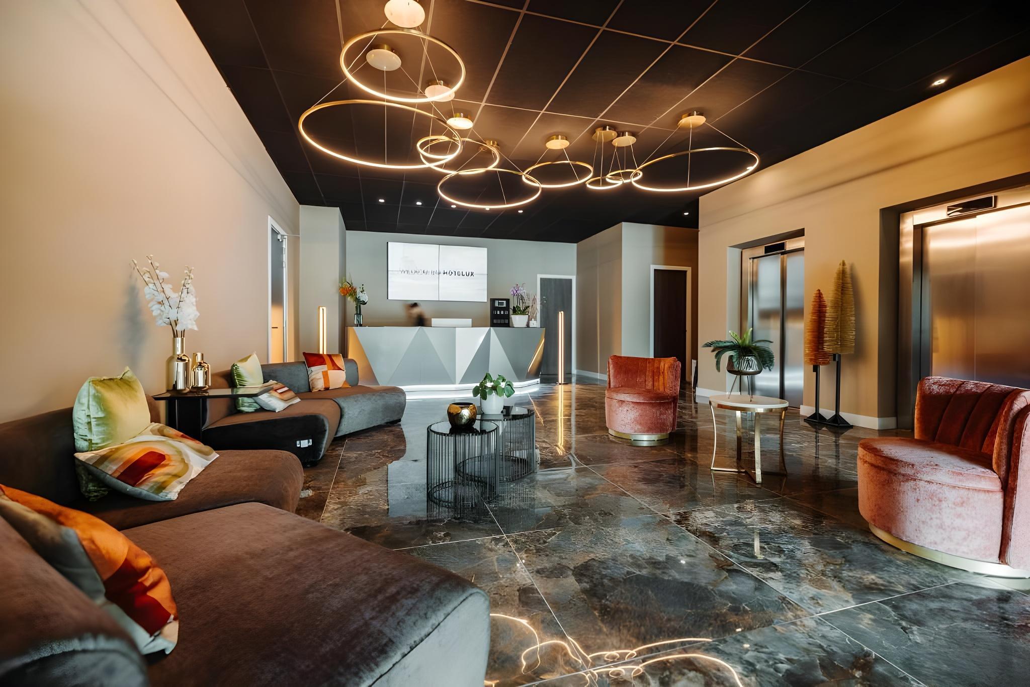 HOTELUX Amsterdam Airport Hotel 2