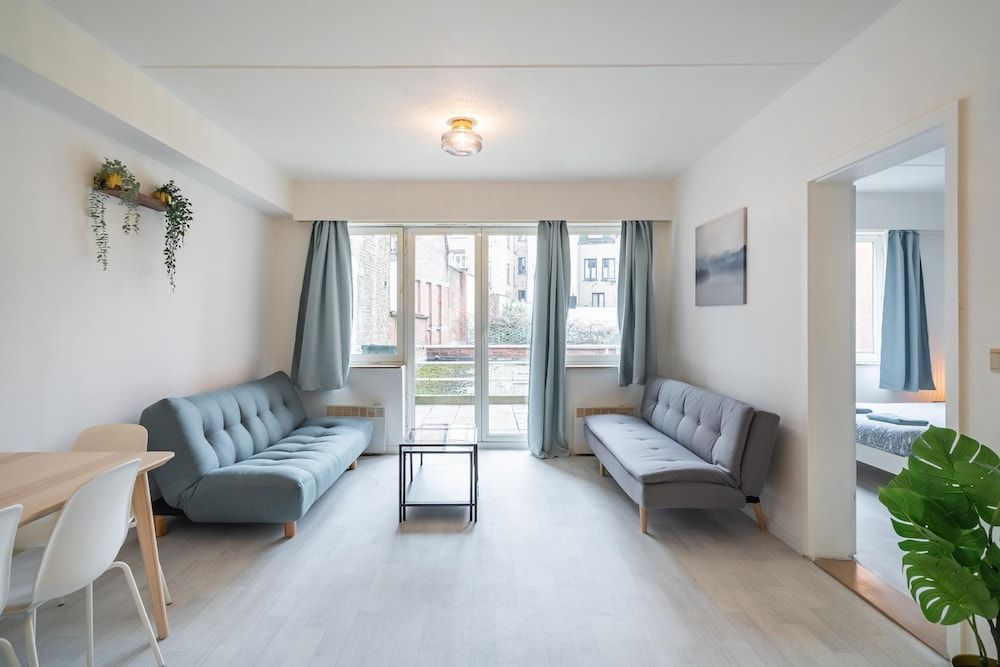 Lavish Apartment in Antwerp 1