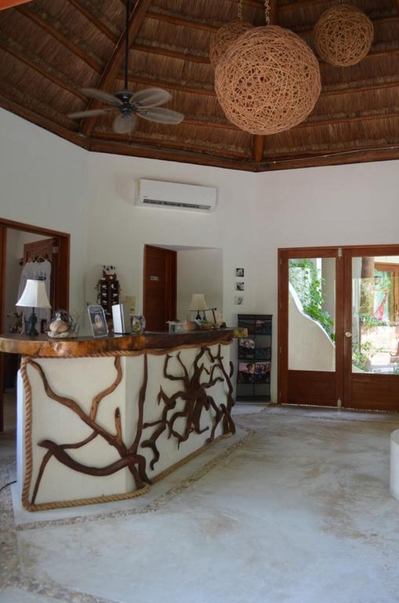 Casa Iguana Holbox - Beachfront Hotel 1