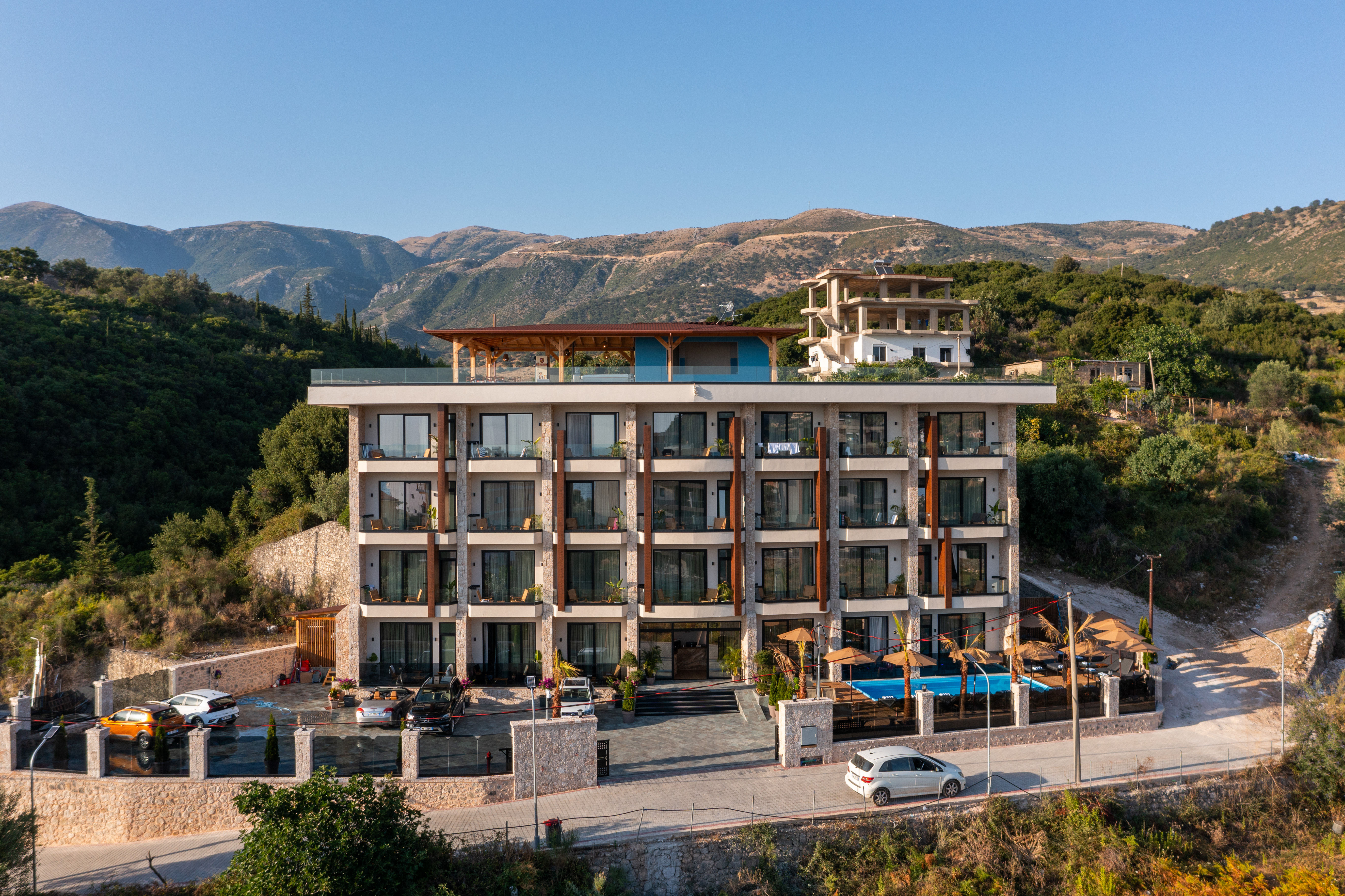 Hotel Potami 2