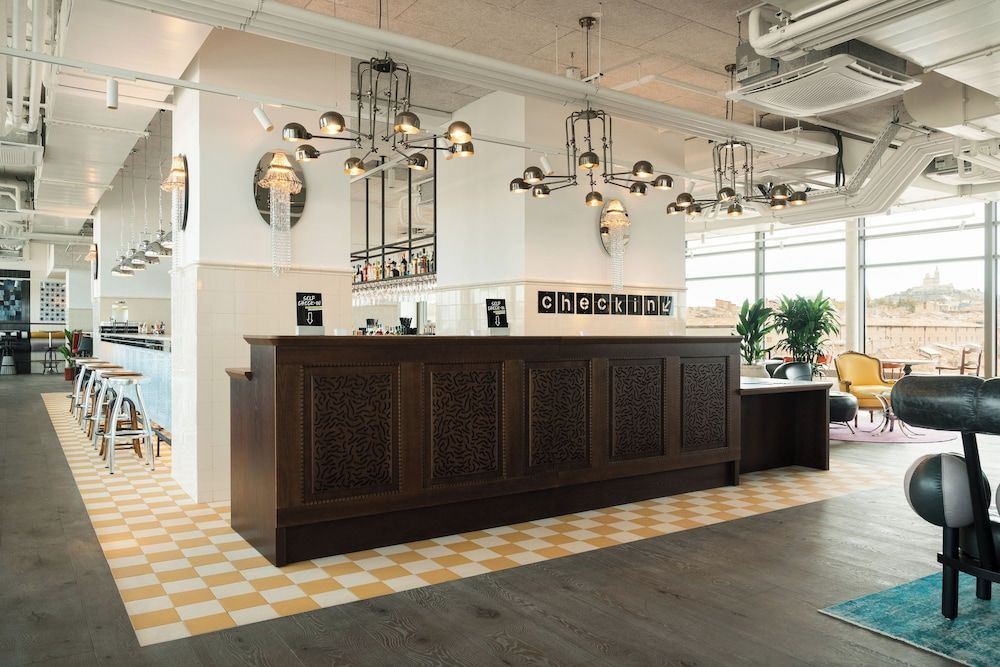 Ruby Lilou Hotel Marseille by IHG 1