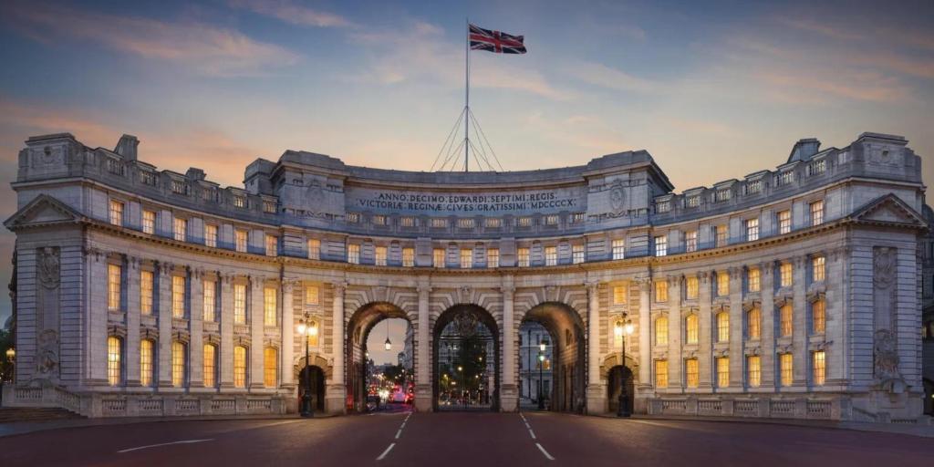 Waldorf Astoria London - Admiralty Arch 1