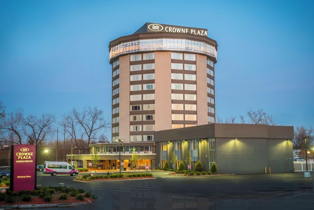Crowne Plaza SADDLE BROOK by IHG 1