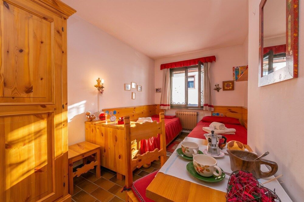 Casa Cisi ski in-Ski out 20m - Happy Rentals 2