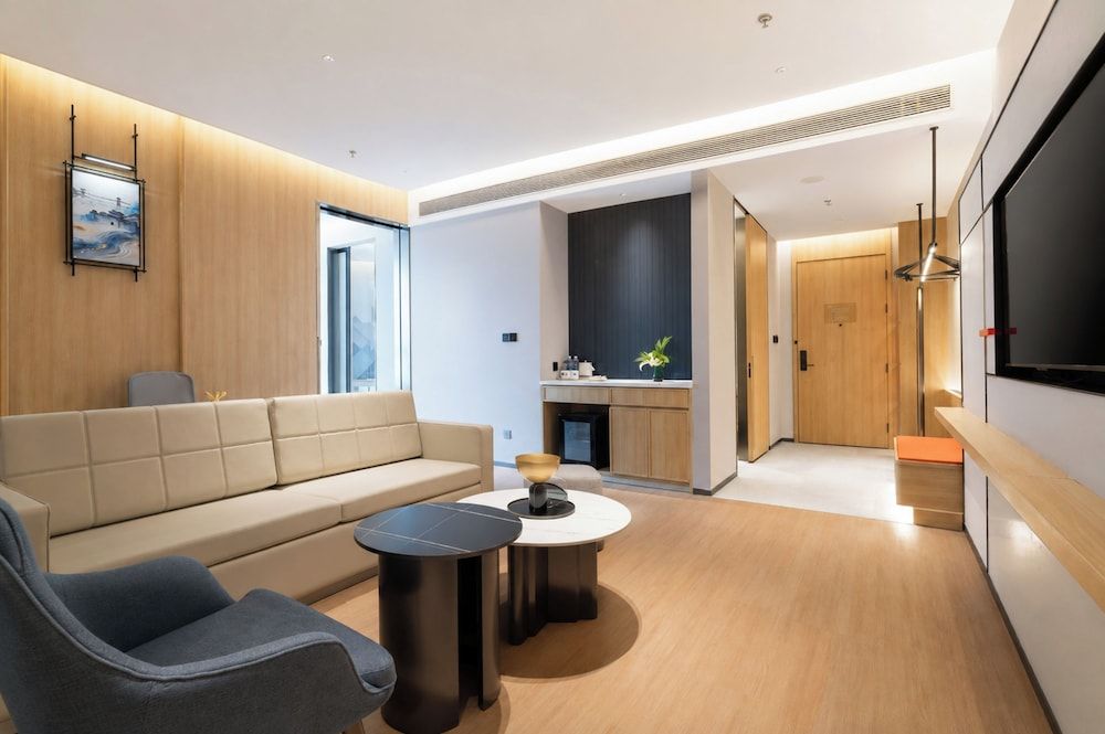 Holiday Inn Express Dujiangyan CTC 2