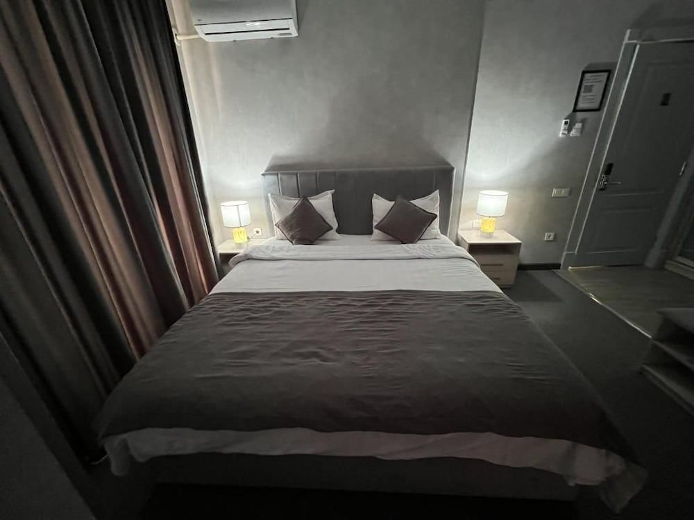 Mini Hotel 2