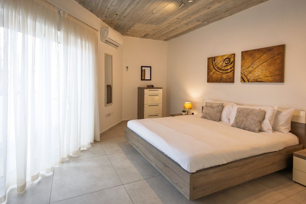 Spacious 3BR Apartment Close to St. Julians 2