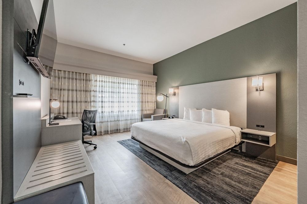 Best Western Fort Worth Fossil Creek 1