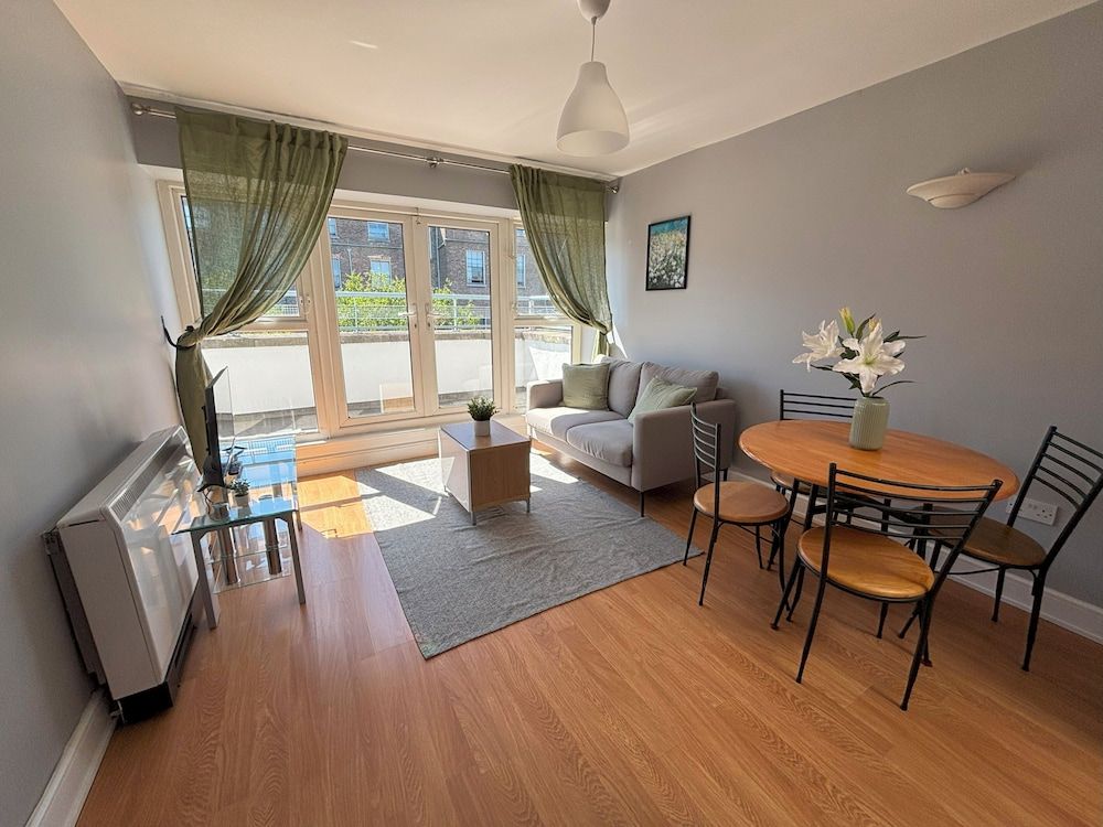 Leevin Stay Apartments City Center 2