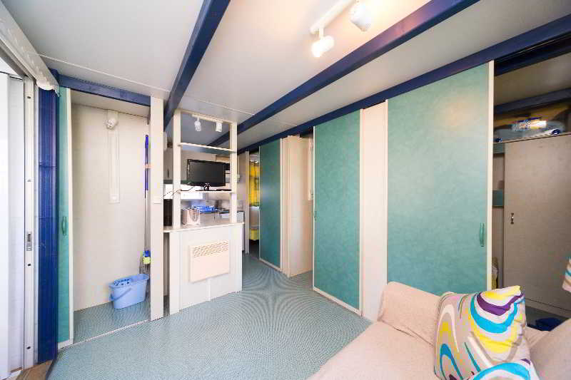 Camping Bungalows El Far 1