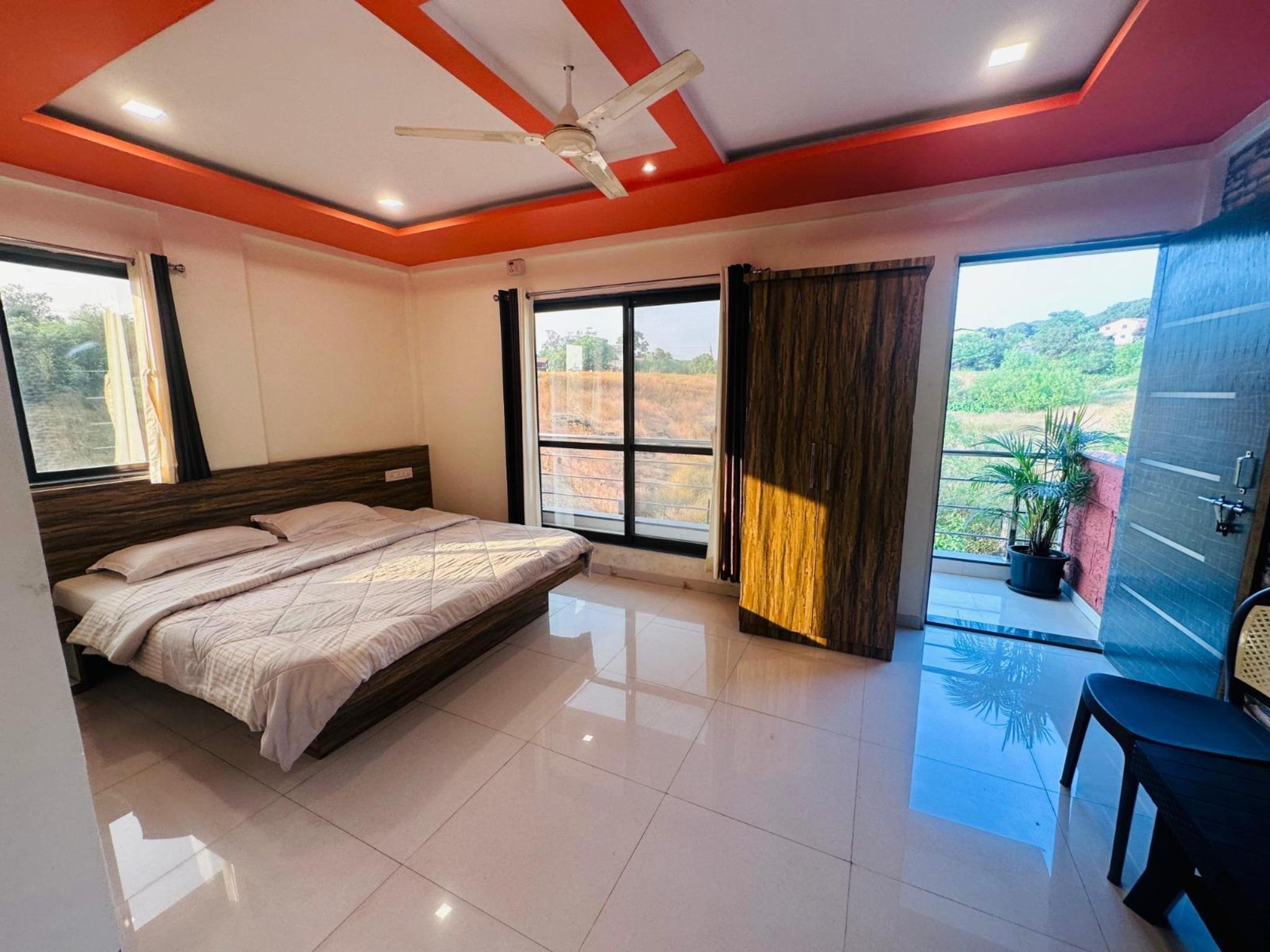Elite Home 1