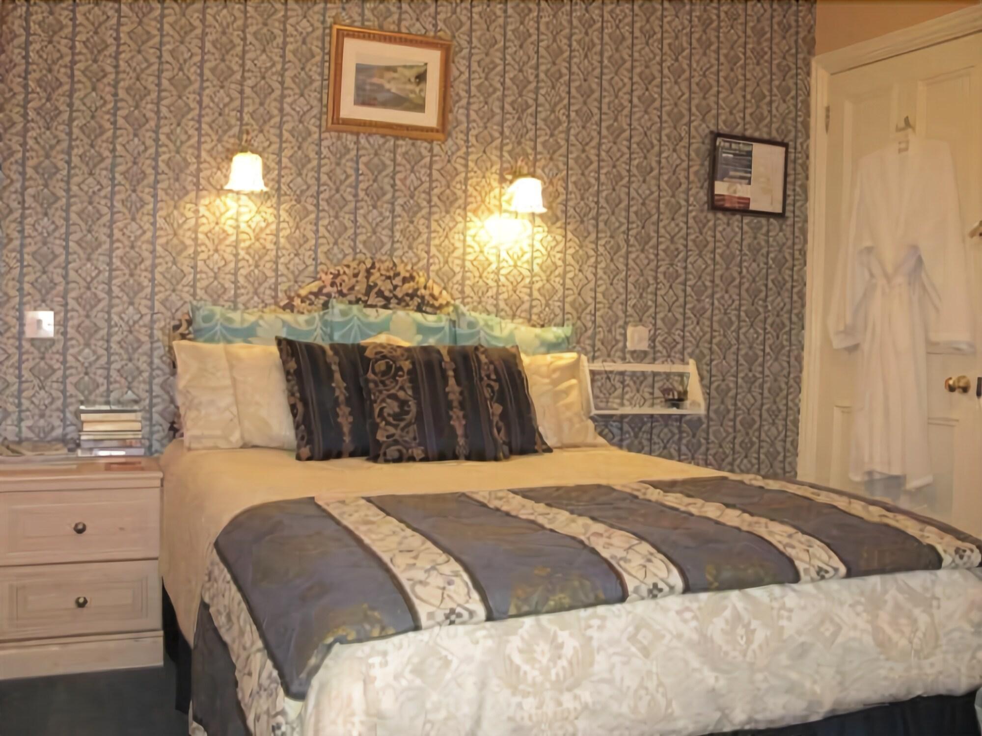 Penrose Bed & Breakfast 2