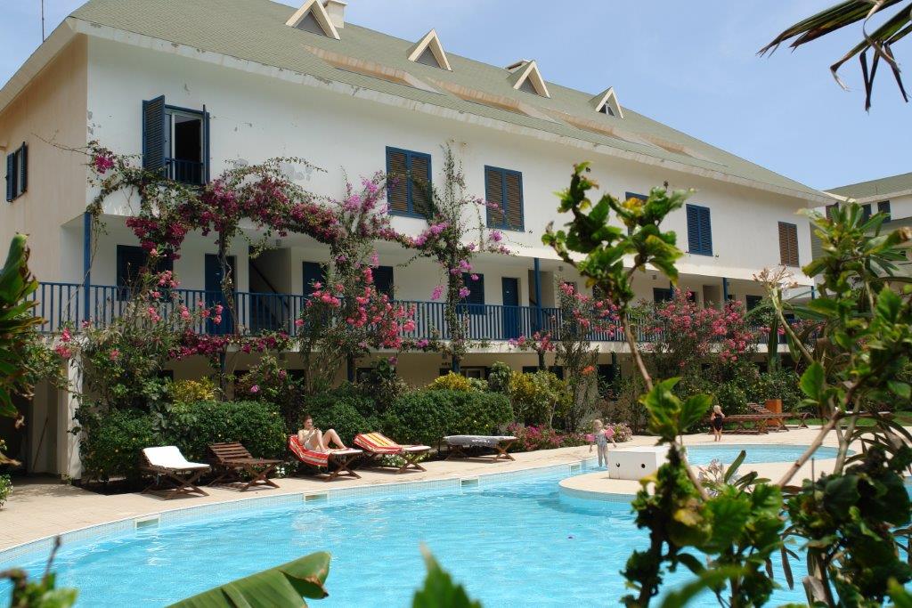 Leme Bedje - Two bedroom, Pool, WiFi & Beachfront 1