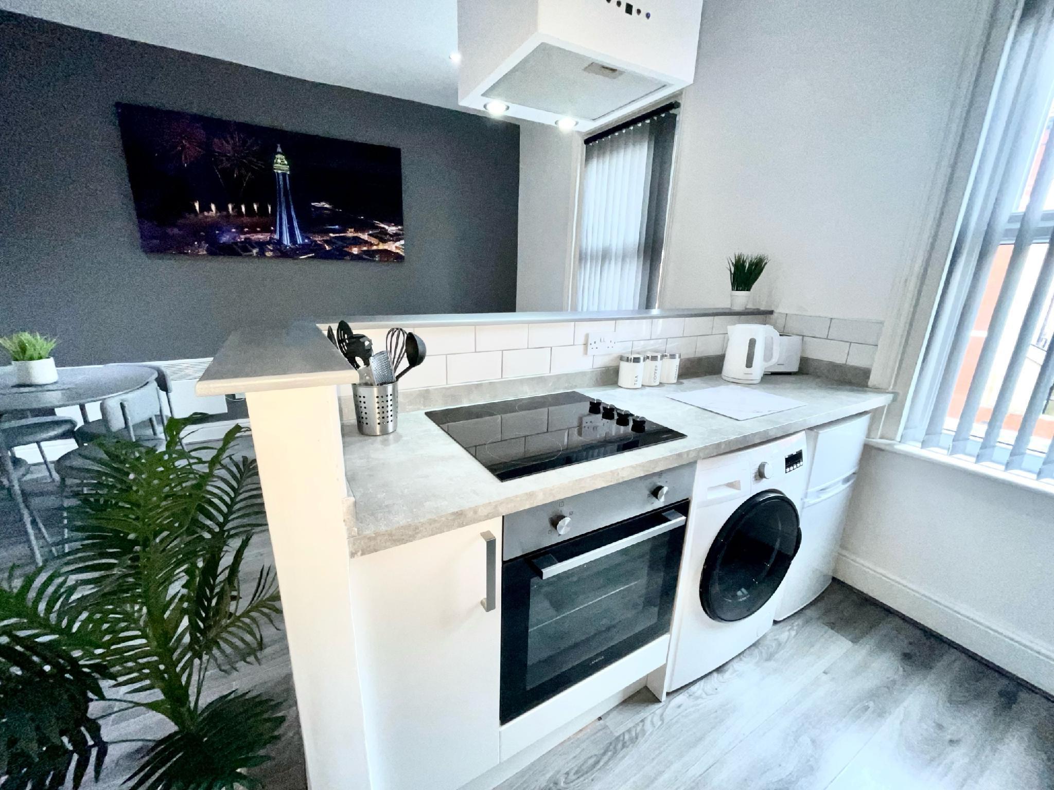 Reads Jacuzzi Apartments and Suites 1