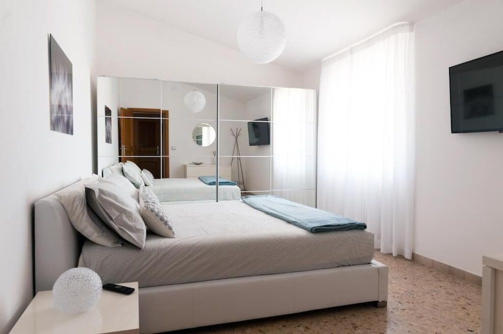 Fly by Suites Pescara 2