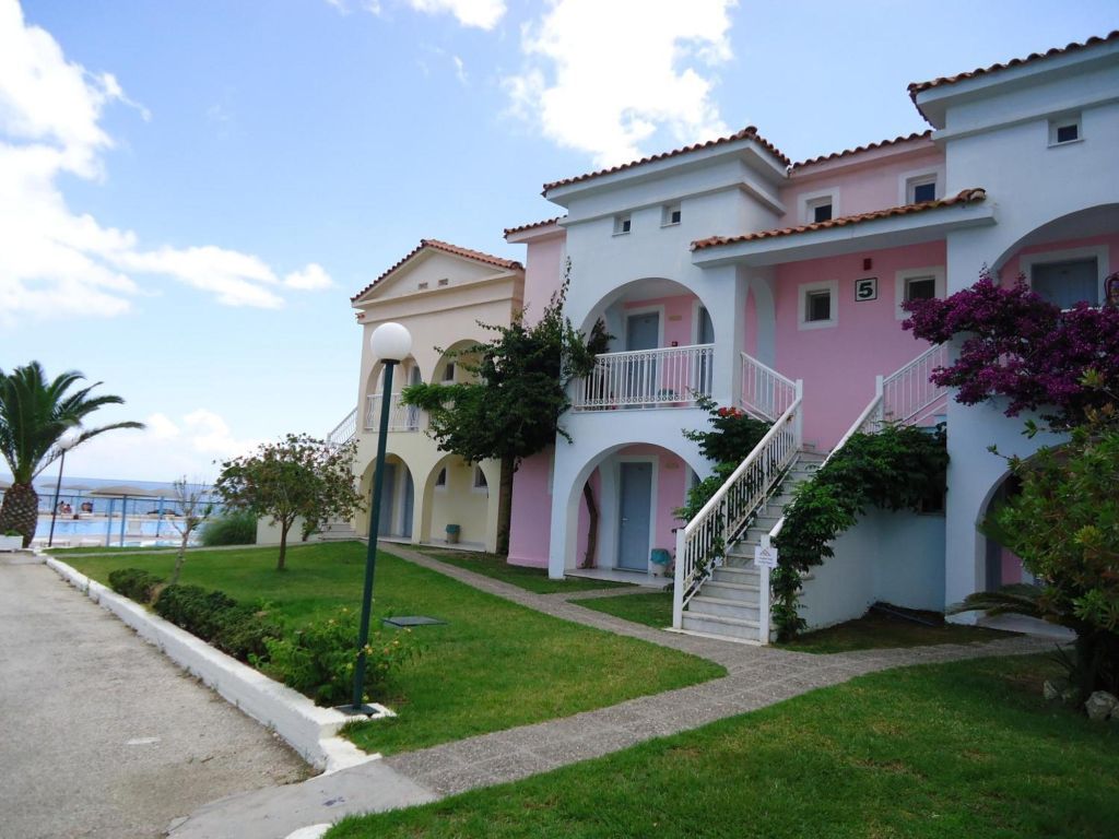 CAVOS HORIZON (EX CORFU SEA GARDENS) 1