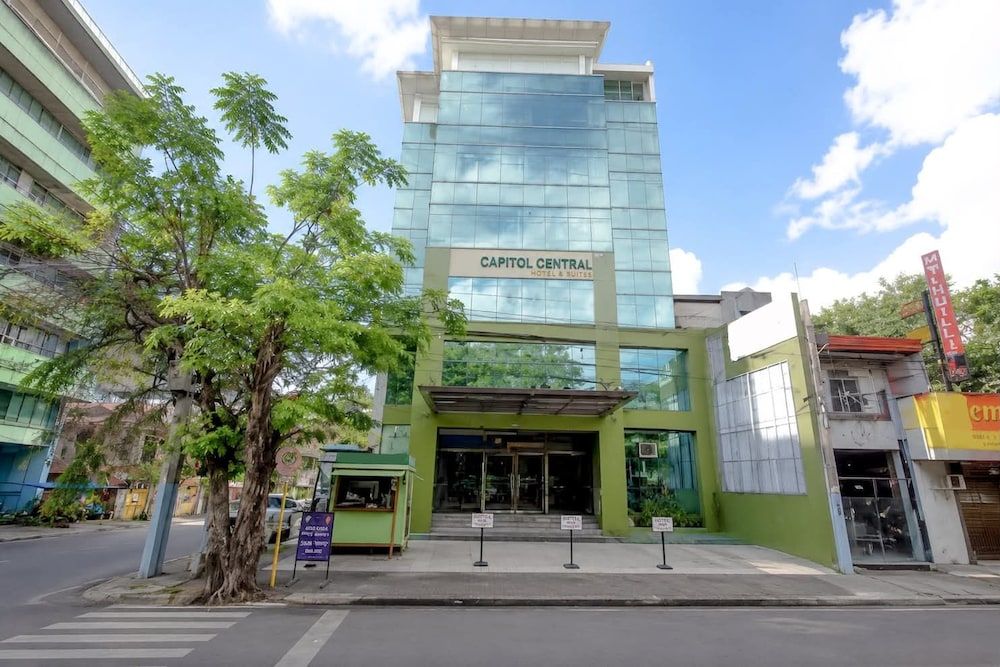 Capitol Central Hotel and Suites 1
