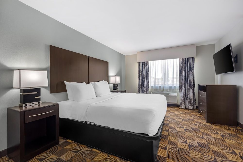 Best Western Plus Whitewater Inn 1