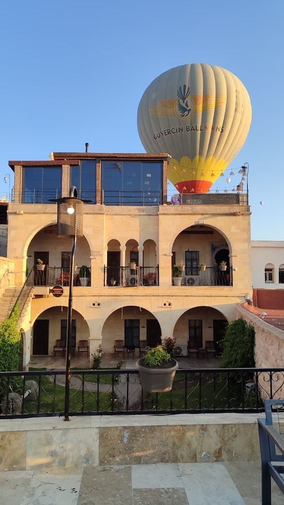 Kayra Cave Suites 1