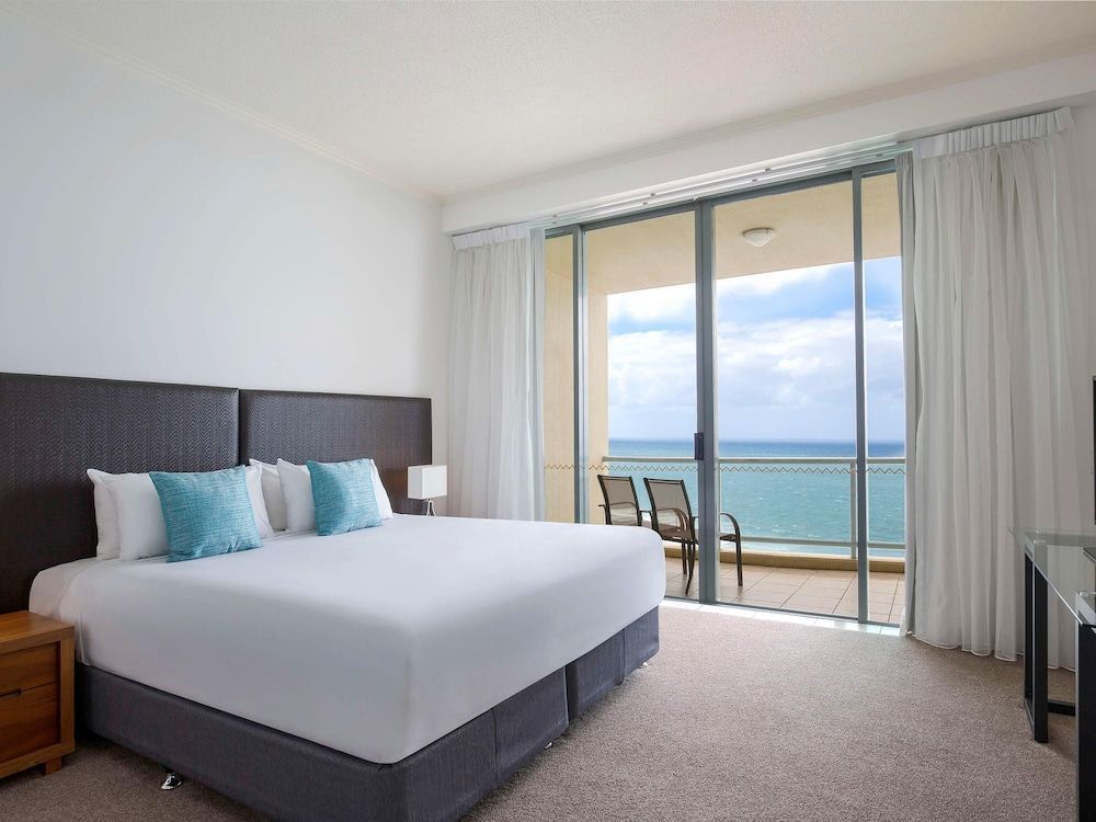 Mantra Sun City Surfers Paradise 2