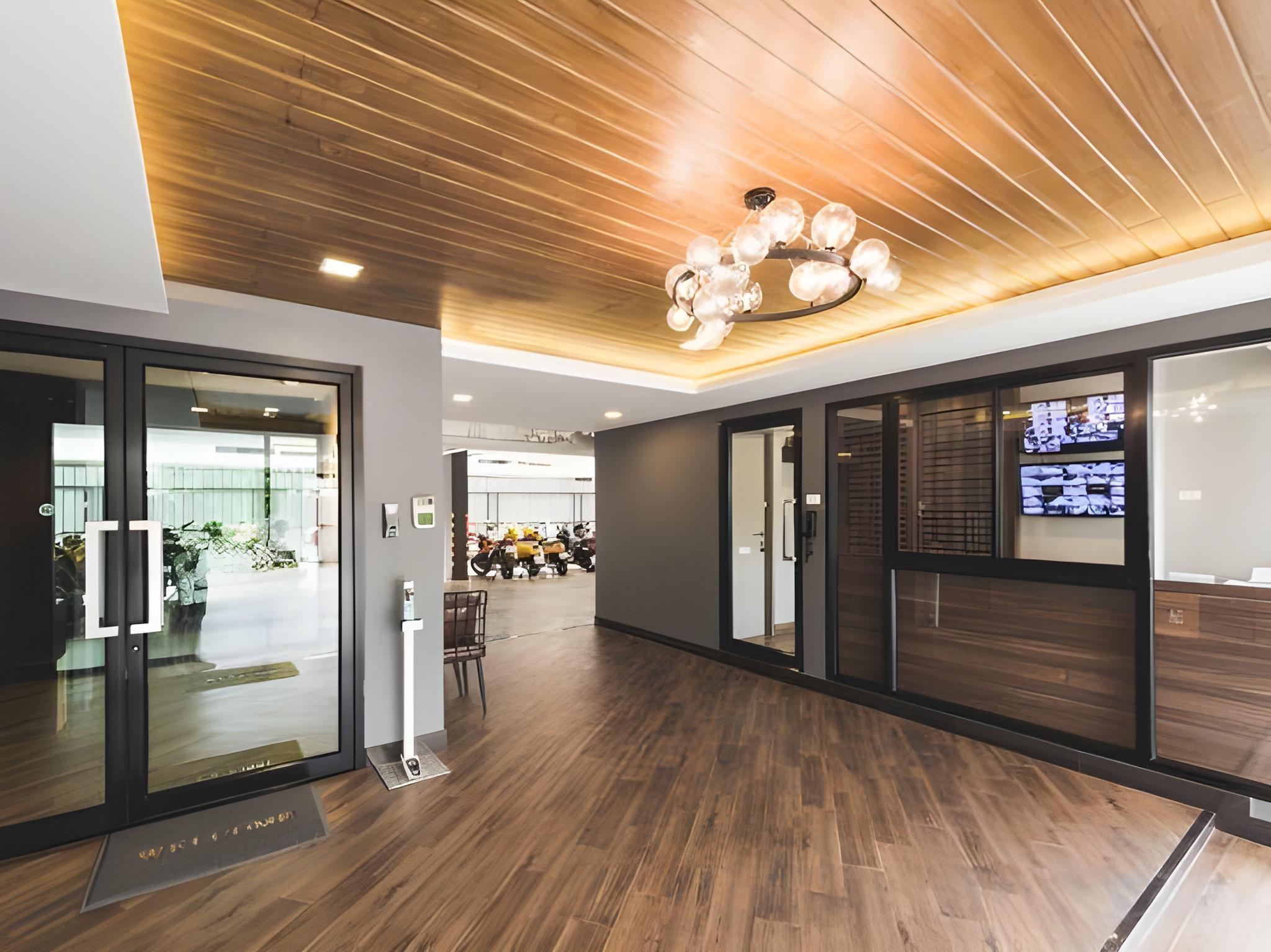 W2 RESIDENCE 1