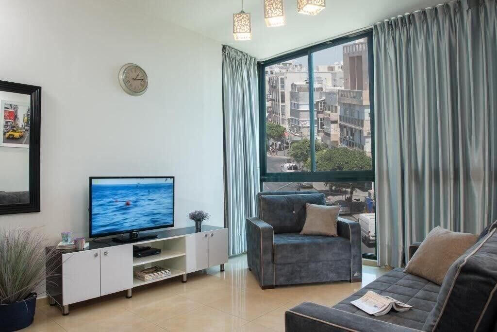 Hotel H7 Tlv 1