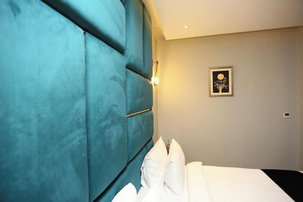 Brick House Hotel 2