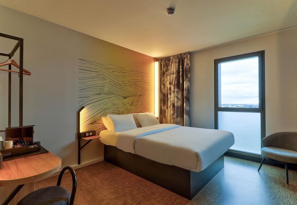 B&B HOTEL Dijon Valmy Toison d'or 1