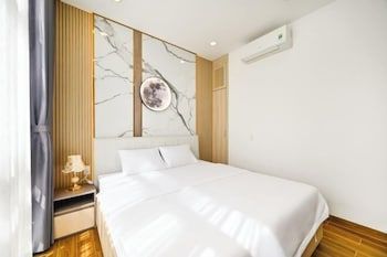 Lotus Airport Hotel Saigon 2
