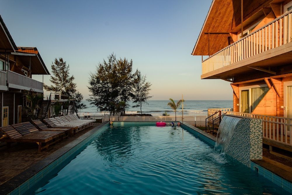 DALLAS BEACH RESORTS 1