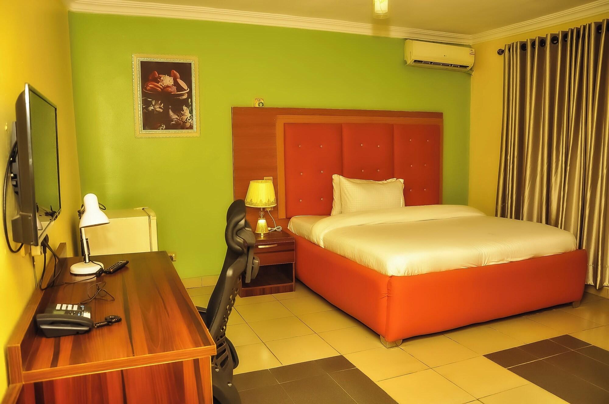 Marriot Airport Hotels 2