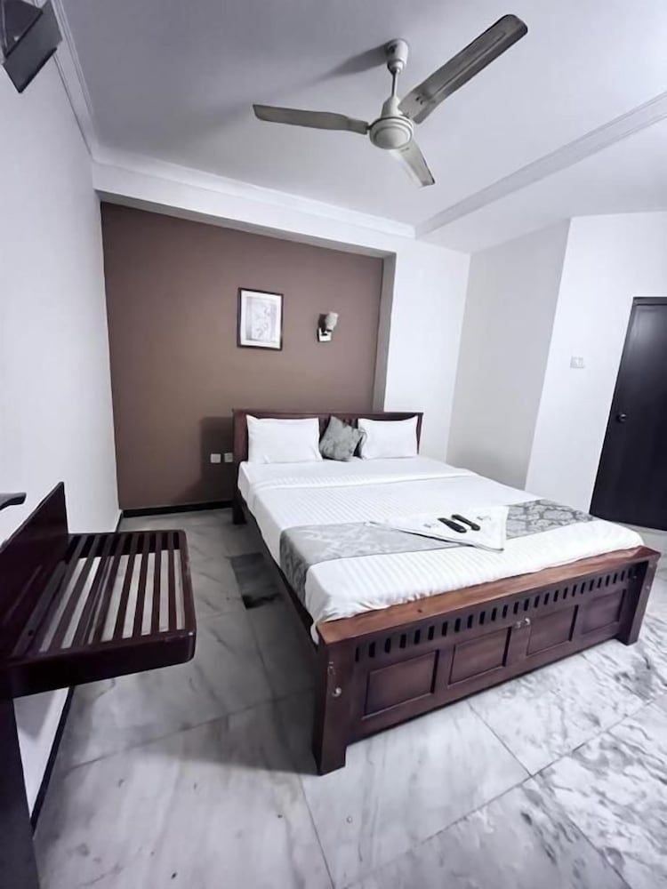 Le Grace Annasalai 2