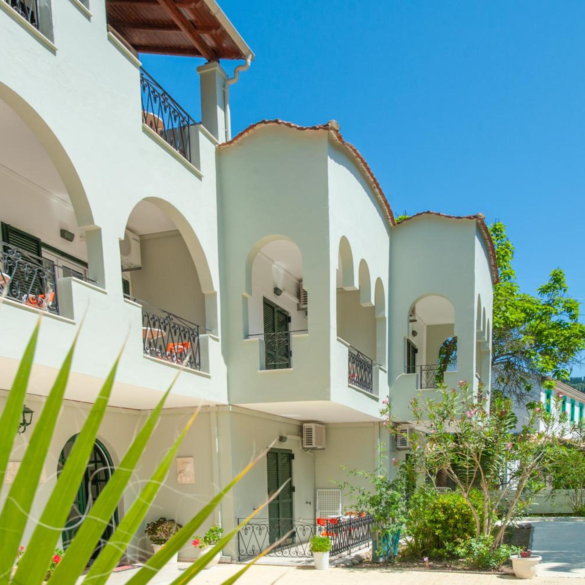 Vassilis Paradise Garden Aparthotel 1