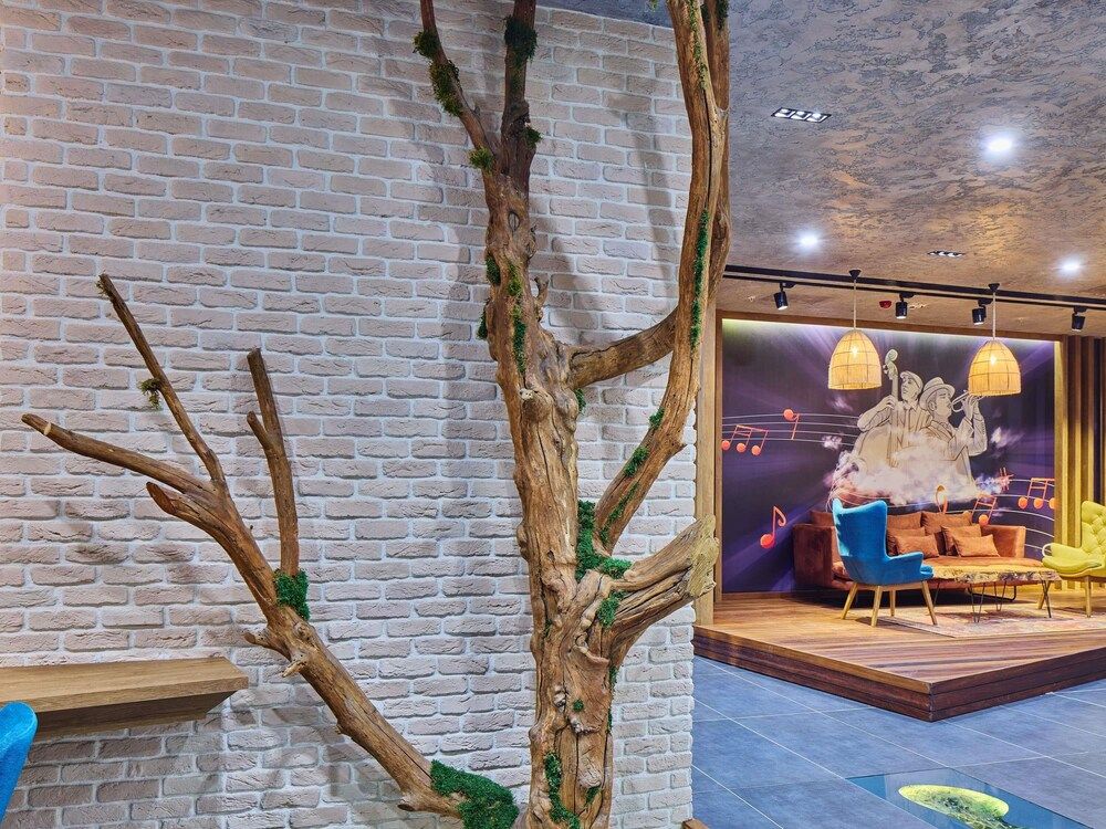 ibis İstanbul Airport 2