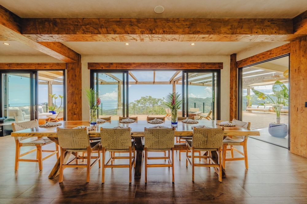 Lamangata Luxury Surf Resort 1