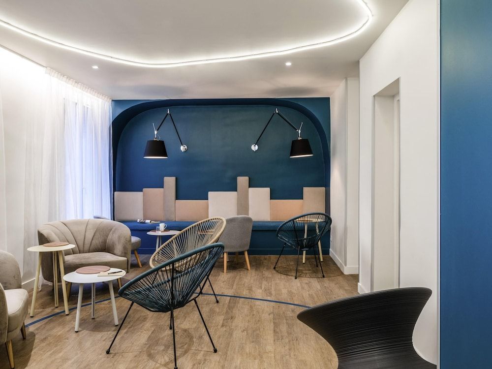 ibis Styles Asnieres Centre 1