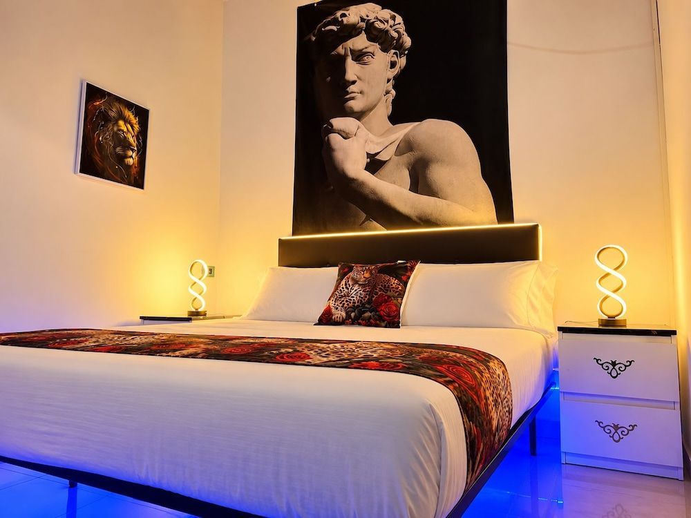 Hosting Dreams Attics - Duomo 2