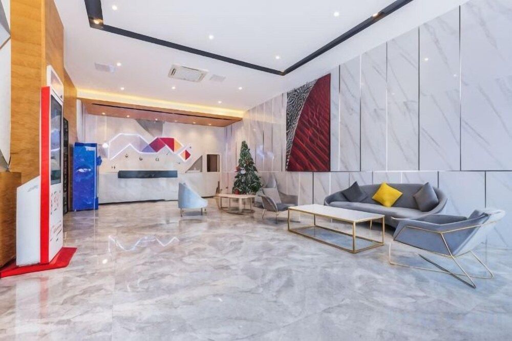 Homeinn Ripple Hotel (Nanning Jiangnan Wanda Plaza Pingxi Classic Gourmet Night Market) 1
