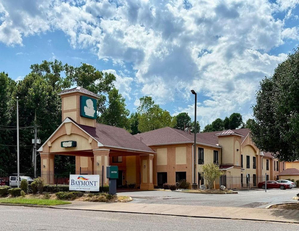 Baymont by Wyndham Memphis I-40 1