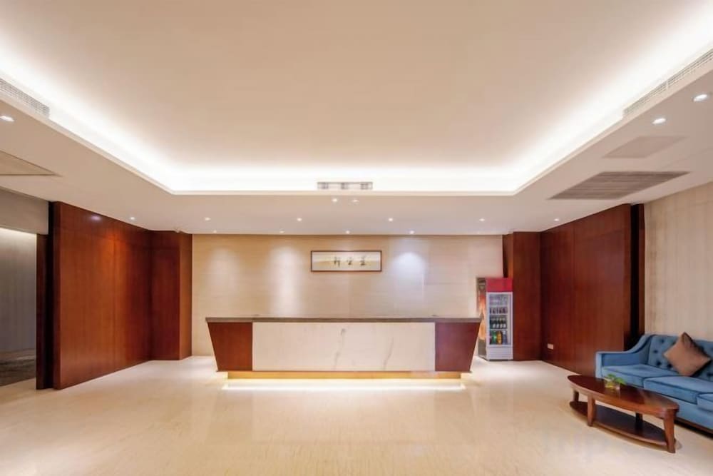 REZEN HOTEL 2