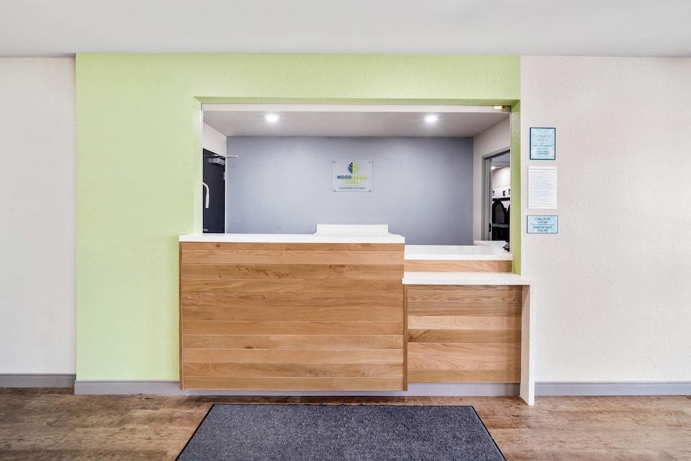 WoodSpring Suites Fort Myers - Cape Coral 2