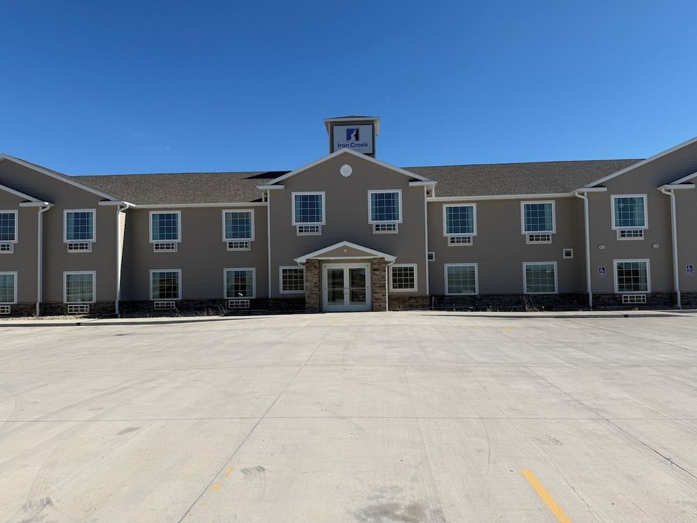 Iron Creek Inn & Suites 1