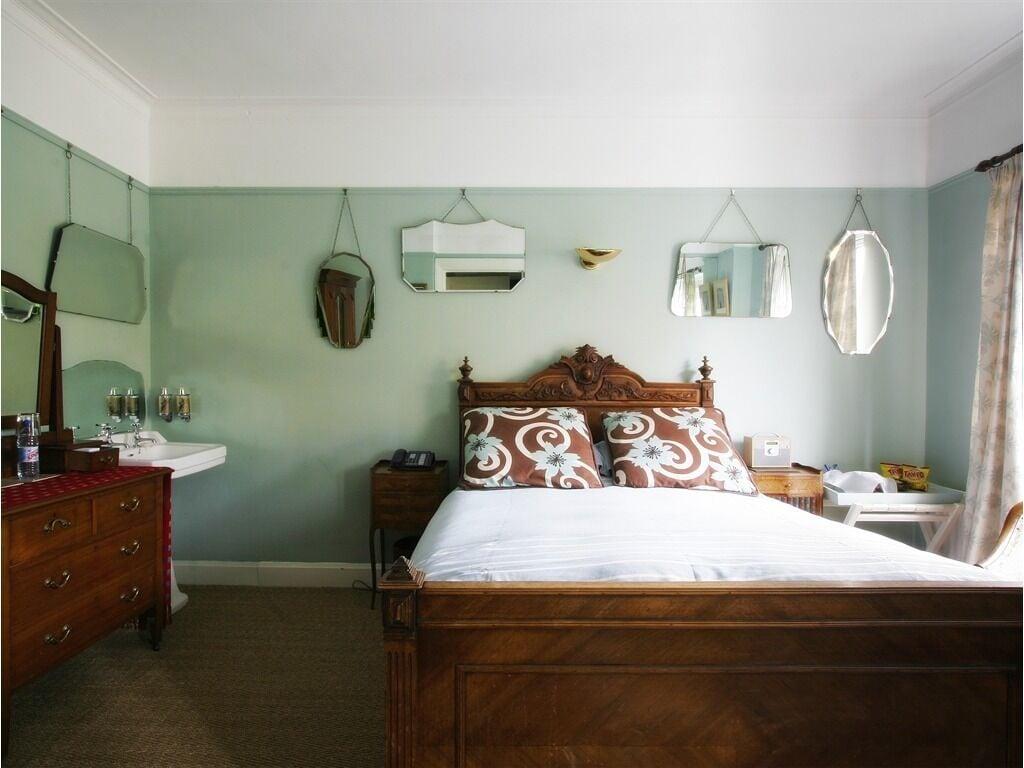 Cairn Bay Lodge 2