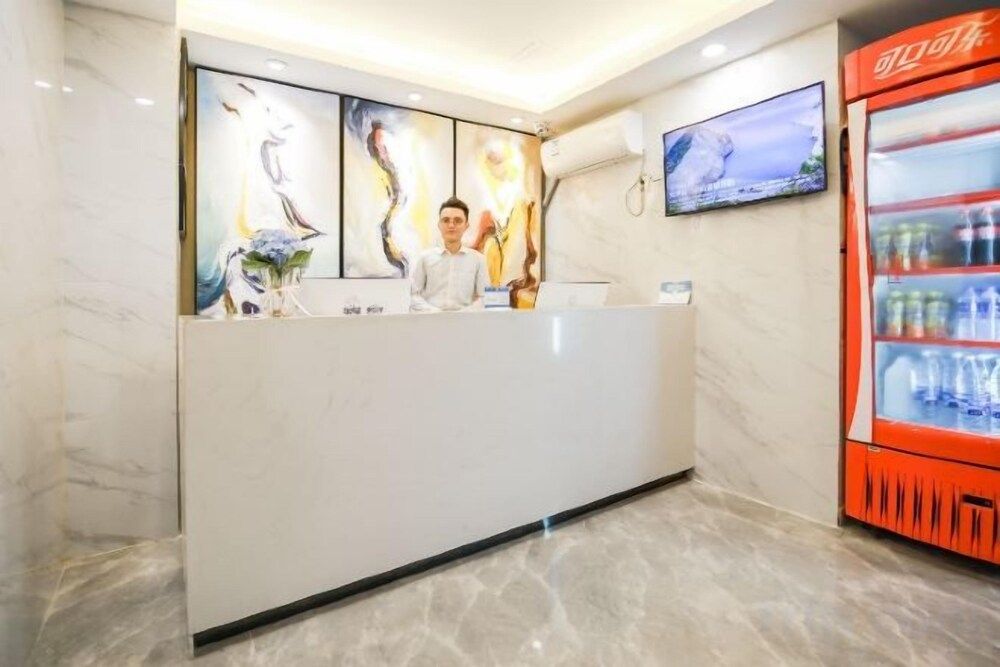 Yuebei Hotel 2