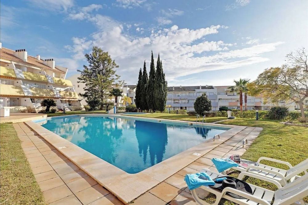 Marina Family Duplex with Pool 1