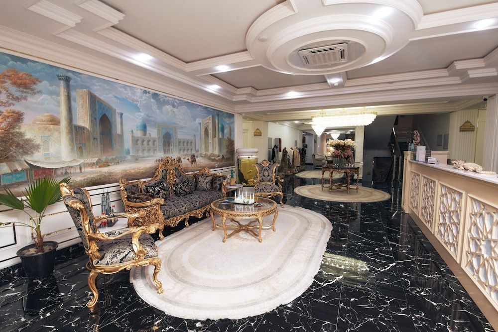 Ko'k Saroy Plaza Hotel 1